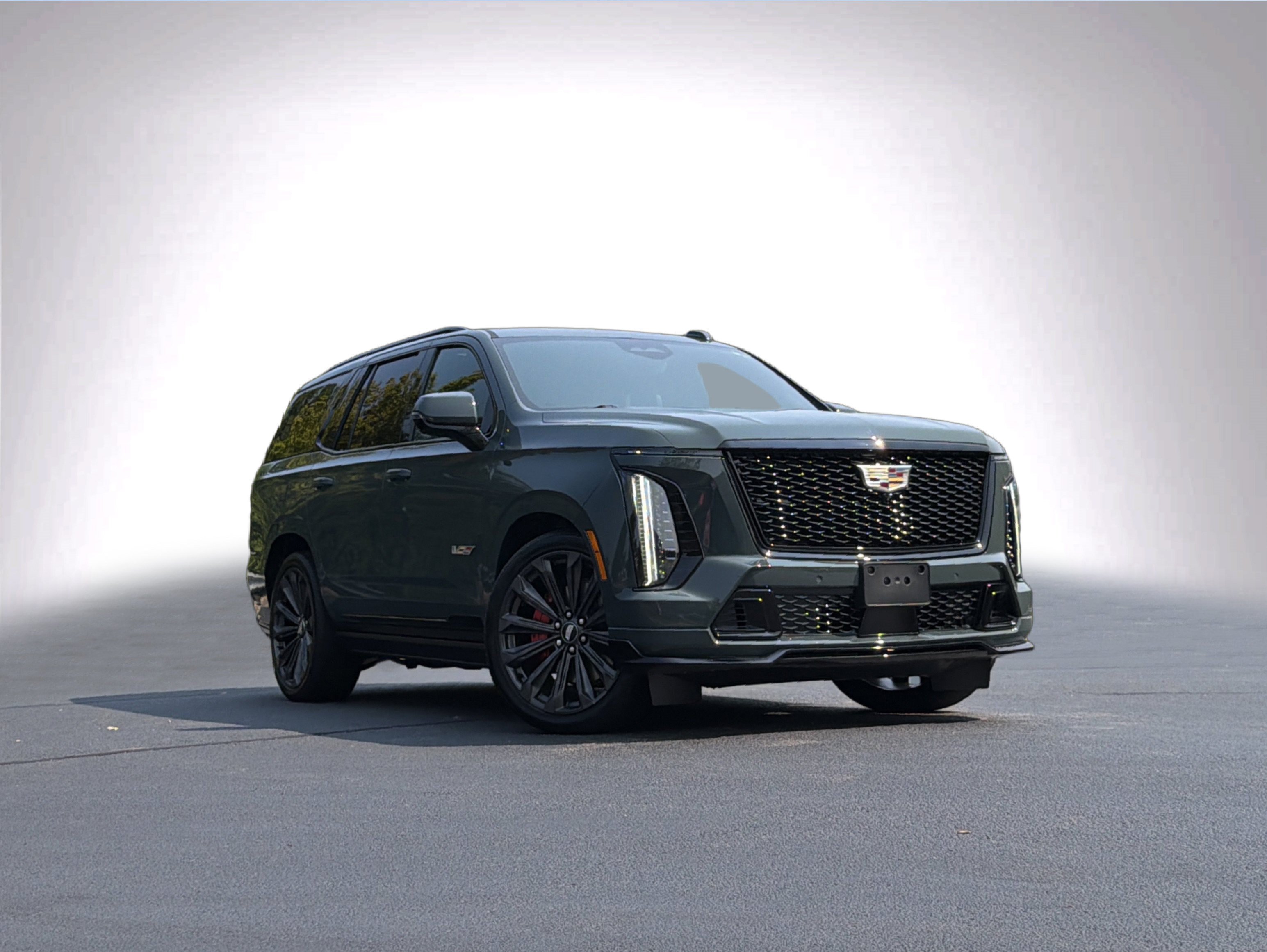 Used 2026 Cadillac Escalade V AWD/4WD image 2