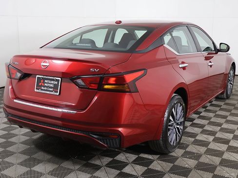 Used 2023 Nissan Altima 2.5 SV image 7