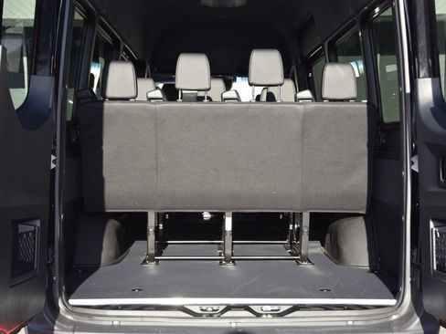 Used 2024 Mercedes-Benz Sprinter 2500 image 17