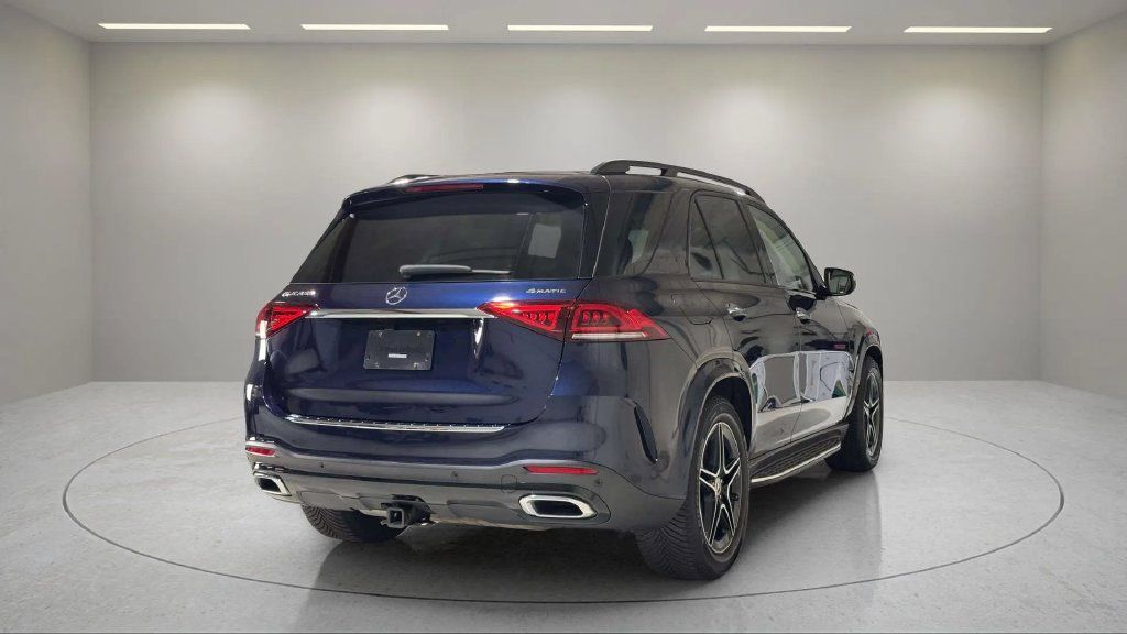 Used 2020 Mercedes-Benz GLE 350 4MATIC image 3