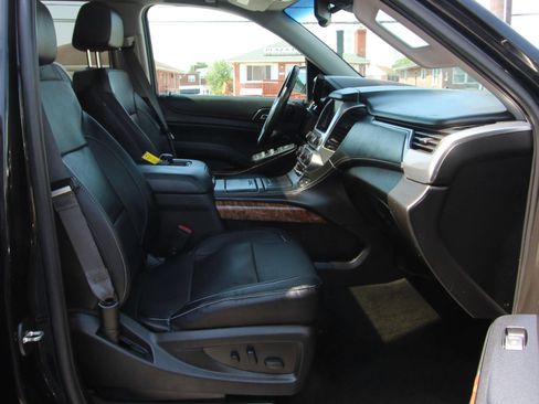 Used 2017 Chevrolet Tahoe Premier AWD/4WD image 10