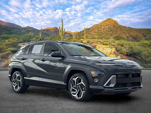 Used 2026 Hyundai Kona SEL Premium FWD image 2