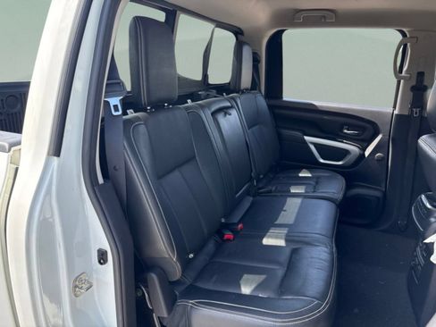 Used 2017 Nissan Titan PRO-4X w/ Pro-4x Convenience Package AWD/4WD image 25