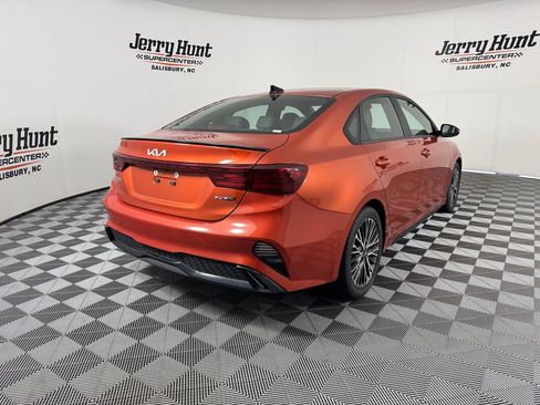 Used 2023 Kia Forte GT-Line w/ GT-Line Premium Package image 9