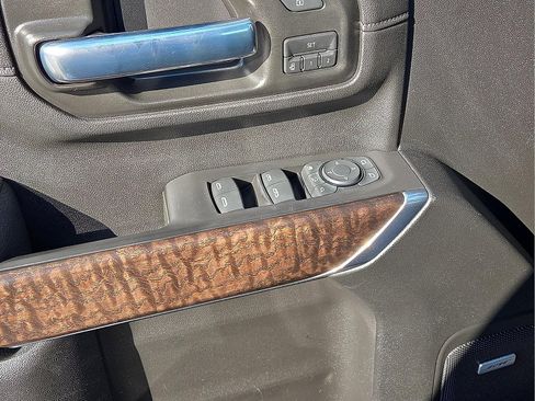 Used 2020 GMC Sierra 2500 Denali w/ Denali Ultimate Package image 13