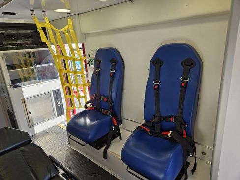 Used 2016 Ford F450 XLT image 46