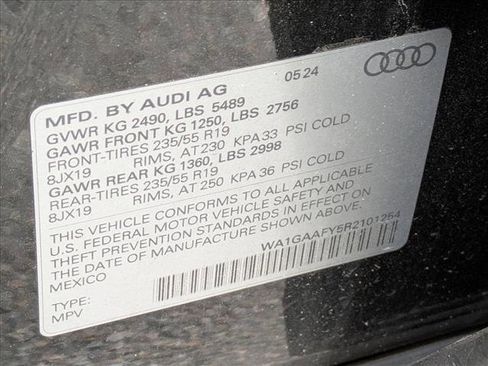 Used 2024 Audi Q5 2.0T Premium w/ Summer of Audi Package image 15