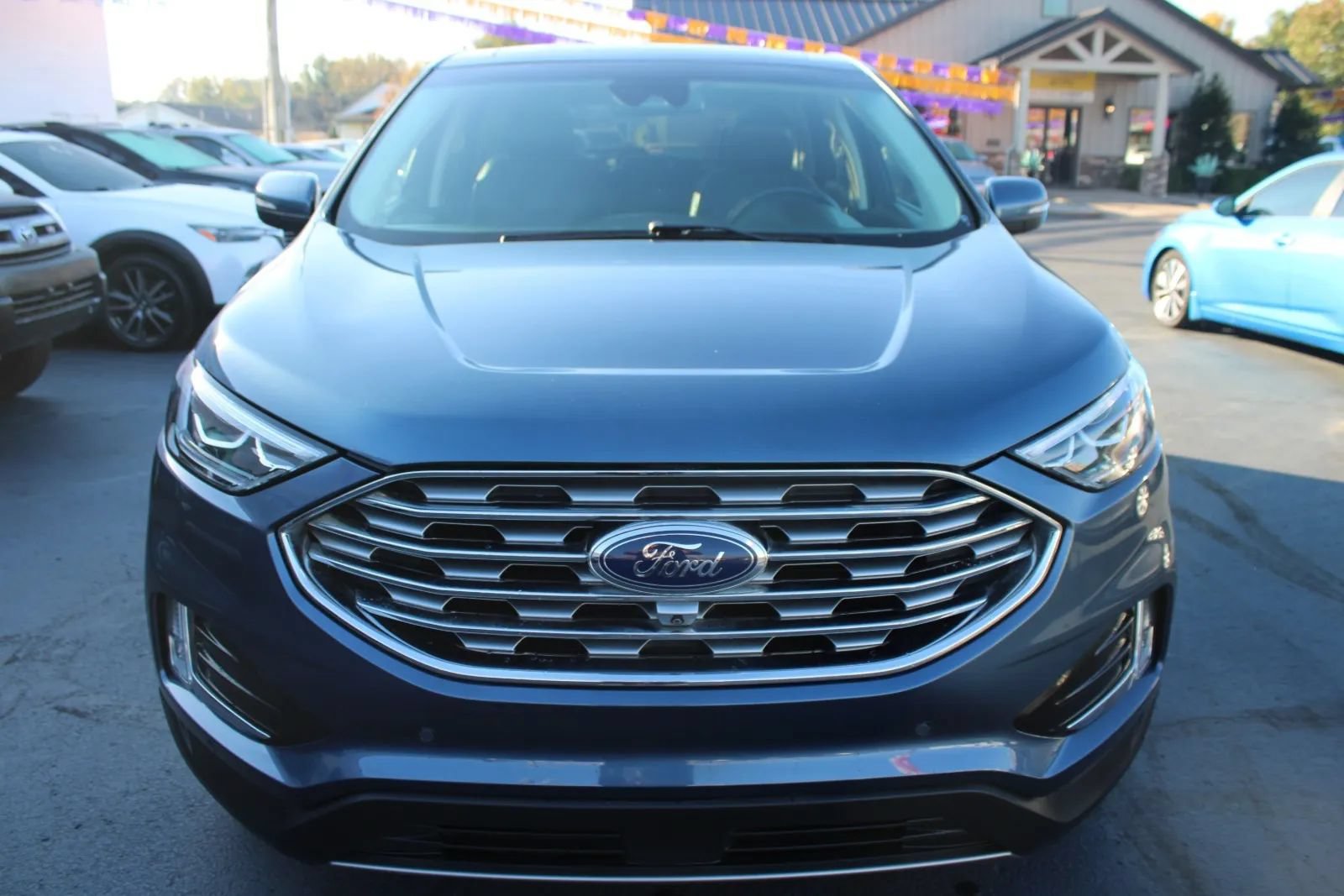 Used 2019 Ford Edge Titanium w/ Equipment Group 301A AWD/4WD image 6