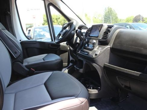 Used 2025 RAM ProMaster 2500 w/ Convenience Group FWD image 30