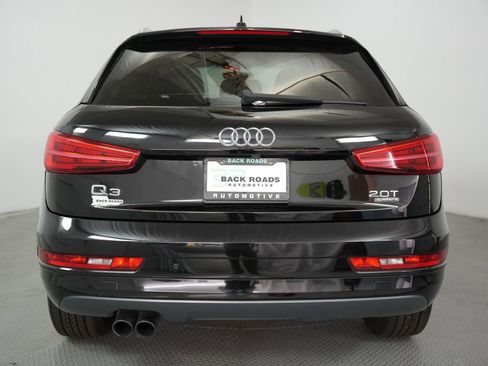 Used 2018 Audi Q3 2.0T Premium Plus w/ Premium Plus Package AWD/4WD image 8