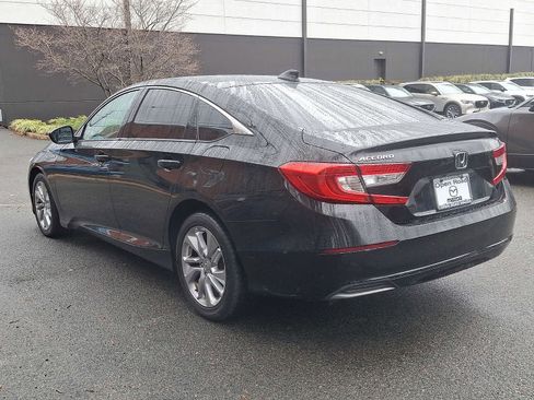 Used 2018 Honda Accord LX image 9