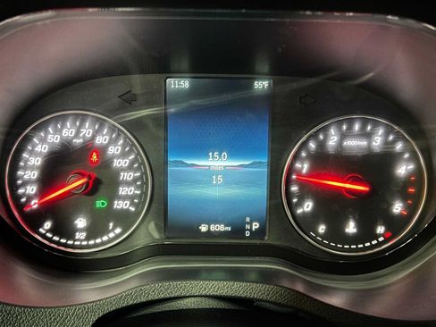 Used 2025 Mercedes-Benz Sprinter 2500 image 26