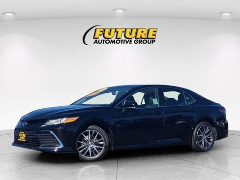 Certified 2024 Toyota Camry XLE w/ Cold Weather Package FWD image 10