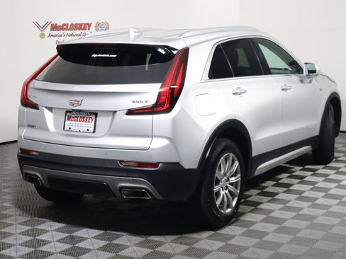 Used 2020 Cadillac XT4 Premium Luxury FWD image 5