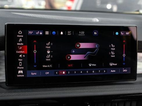 Used 2024 Alfa Romeo Tonale Ti w/ Premium Interior Package image 37