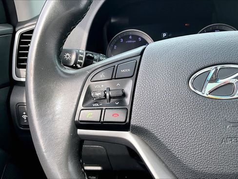 Used 2017 Hyundai Tucson Limited w/ Limited Ultimate Package 03 FWD image 24