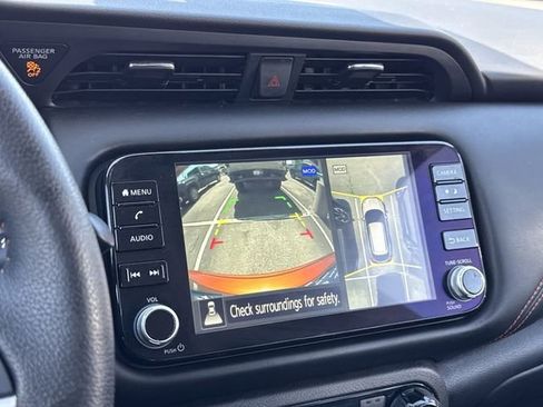 Used 2023 Nissan Kicks SR w/ SR Premium Package FWD image 18