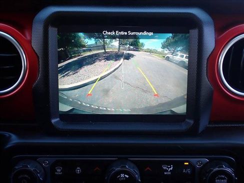 Used 2020 Jeep Wrangler Unlimited Rubicon AWD/4WD image 11