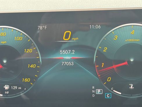 Used 2021 Mercedes-Benz GLB 250 image 28