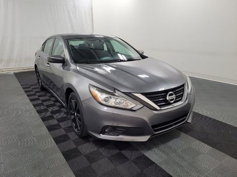 Used 2017 Nissan Altima 2.5 SV FWD image 13