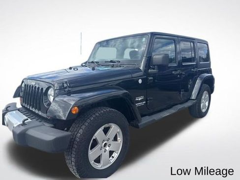 Used 2011 Jeep Wrangler Unlimited Sahara w/ Connectivity Group image 2