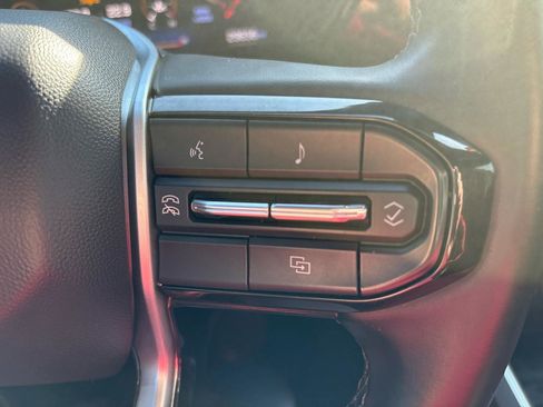 Used 2024 Chevrolet Colorado LT w/ LT Convenience Package II image 14