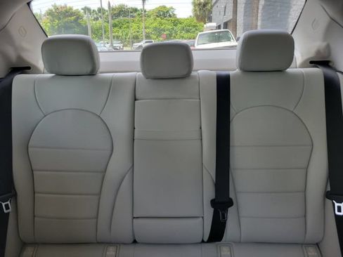 Used 2016 Mercedes-Benz C 300 Sedan image 28
