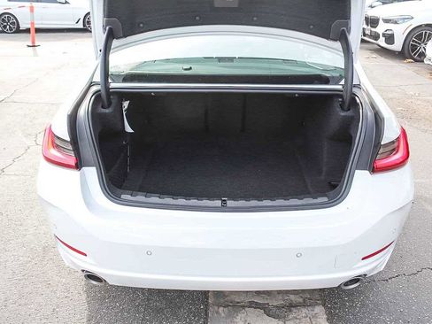 Used 2025 BMW 330i Sedan w/ Premium Package image 25