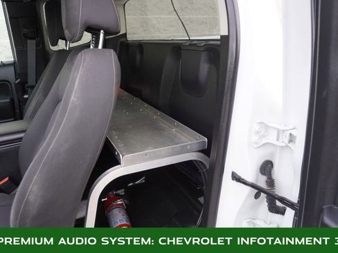 Used 2022 Chevrolet Colorado LT w/ Fleet Safety Package image 7