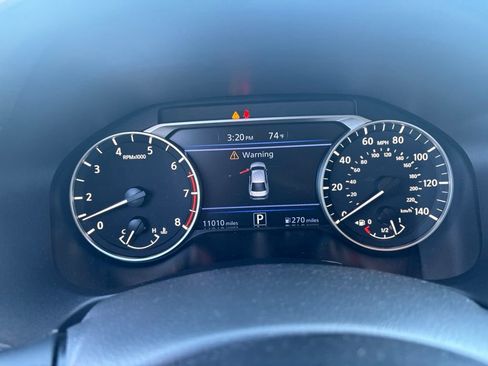 Used 2024 Nissan Altima 2.5 SV AWD/4WD image 17