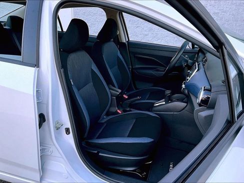 Certified 2025 Nissan Versa SV w/ Trunk Package image 6