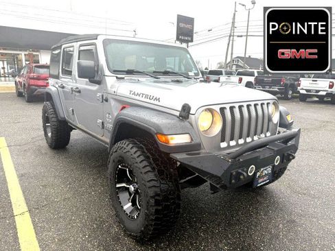 Used 2019 Jeep Wrangler Unlimited Sport S image 31