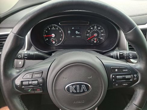 Used 2017 Kia Sorento AWD w/ LX Convenience Package image 19