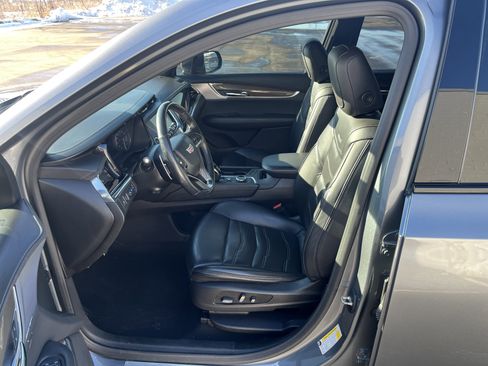 Used 2020 Cadillac XT6 Sport w/ Platinum Package image 9