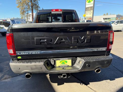 Used 2018 RAM 1500 Limited image 5