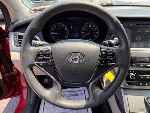 Used 2016 Hyundai Sonata SE FWD image 18