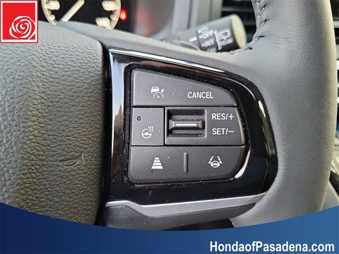 Used 2026 Honda Odyssey Elite image 12