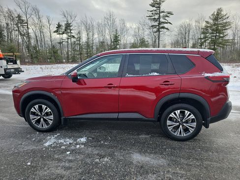 Certified 2022 Nissan Rogue SV image 8
