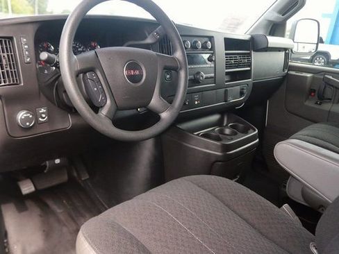 Used 2024 GMC Savana 2500 w/ Driver Convenience Package image 14