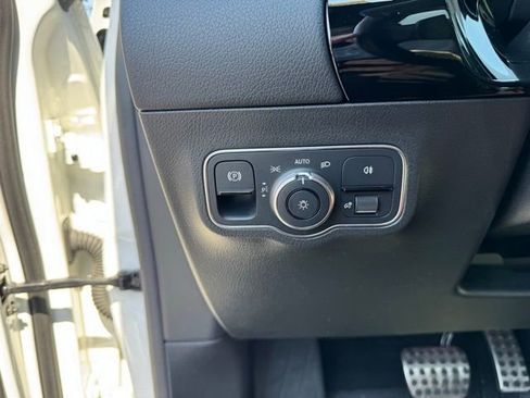 Certified 2023 Mercedes-Benz GLA 250 4MATIC image 23