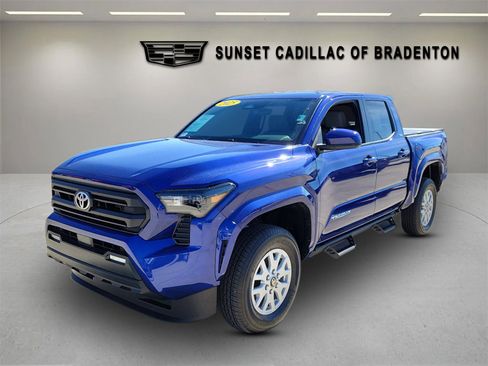 Used 2025 Toyota Tacoma SR5 image 38