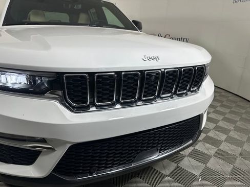 New 2025 Jeep Grand Cherokee Limited w/ Luxury Tech Group II image 5