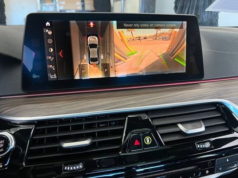 Used 2017 BMW 530i RWD image 25