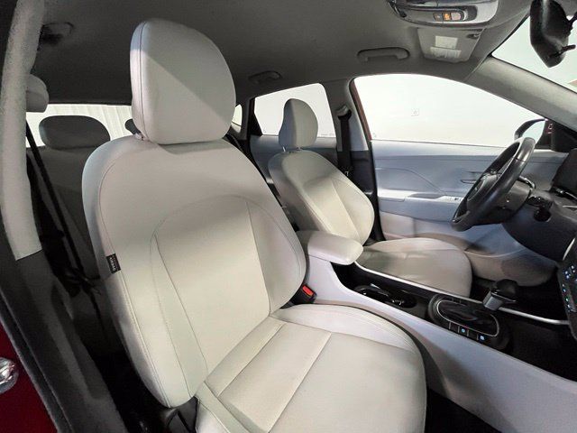 Used 2024 Hyundai Kona SEL FWD image 9