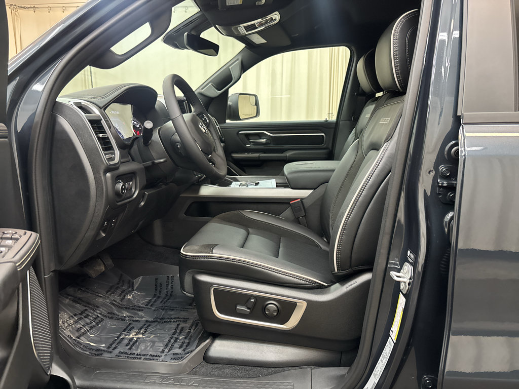New 2027 RAM 1500 Laramie w/ Sport Appearance Package AWD/4WD image 20