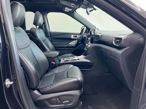 Used 2020 Ford Explorer ST w/ ST Street Pack image 14