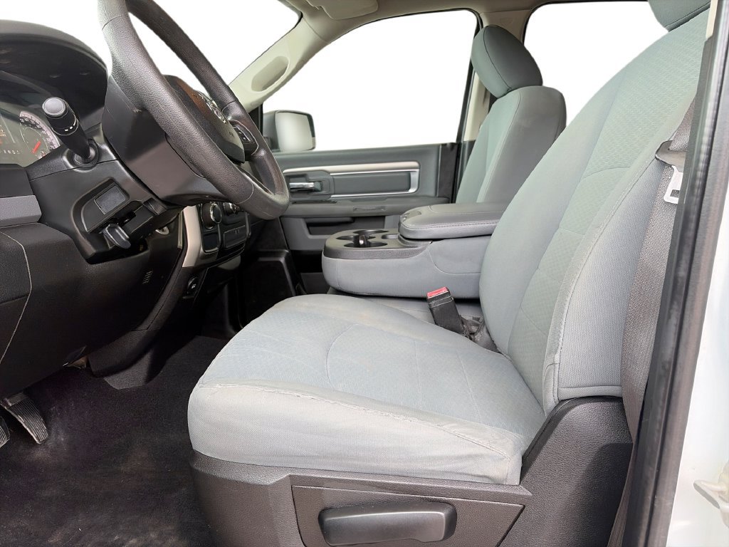 Used 2020 RAM 1500 Classic SLT RWD image 20