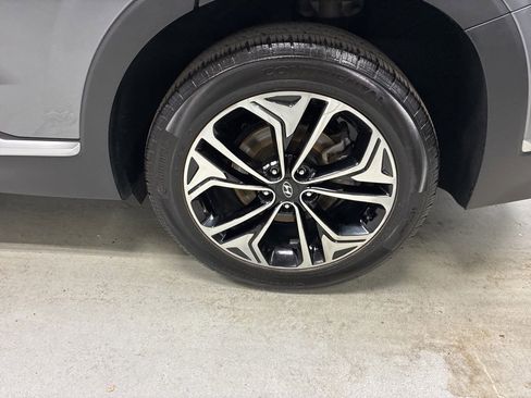 Used 2019 Hyundai Santa Fe FWD image 39