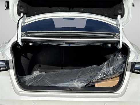 New 2026 Nissan Sentra SR w/ SR Premium Package image 44