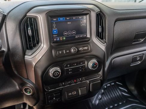 Used 2024 GMC Sierra 2500 Pro w/ Convenience Package AWD/4WD image 26